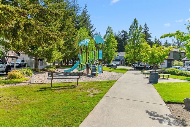 3648 London Loop NE, Lacey, WA 98516