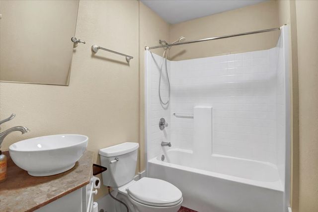14274 County Road 426, Lindale, TX 75771