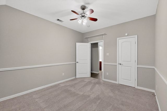 201 Hartley Lane, Red Oak, TX 75154