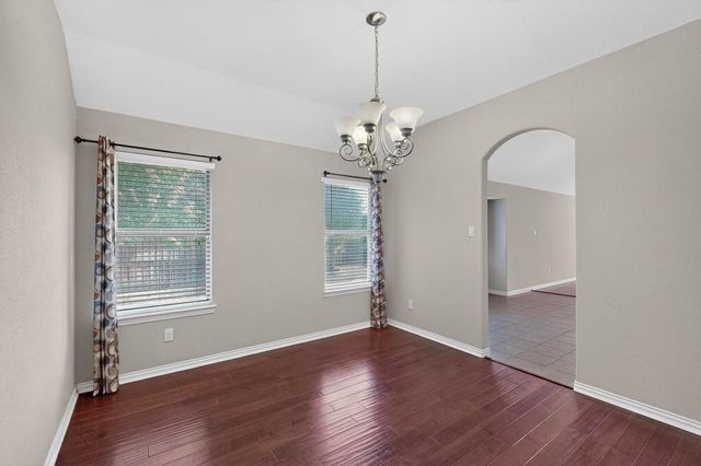 201 Hartley Lane, Red Oak, TX 75154