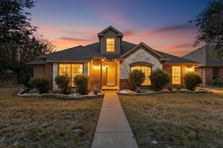 201 Hartley Lane, Red Oak, TX 75154