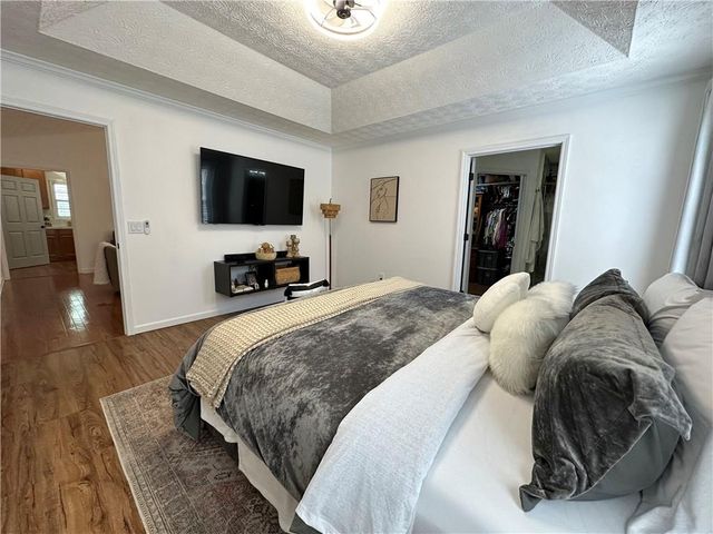 954 Village View Circle, Loganville, GA 30052