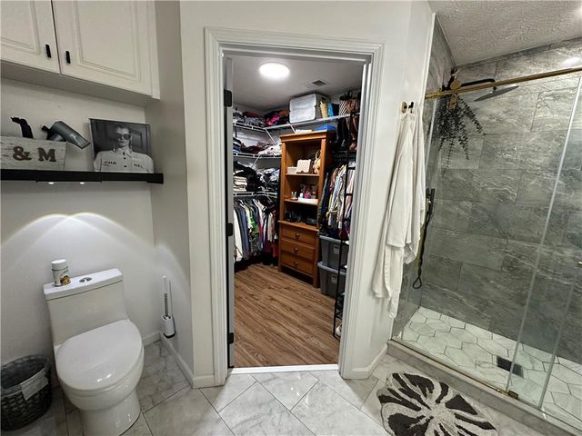 954 Village View Circle, Loganville, GA 30052