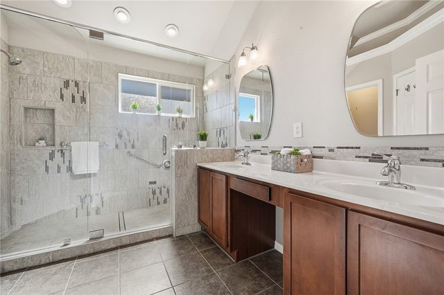 2293 Tallow Dr, Portland, TX 78374