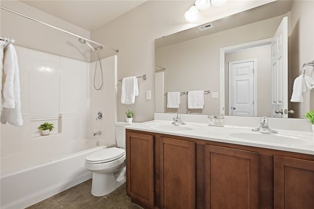 2293 Tallow Dr, Portland, TX 78374