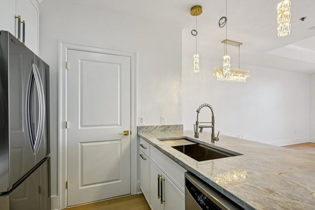 325 E Paces Ferry Road NE 1607, Atlanta, GA 30305