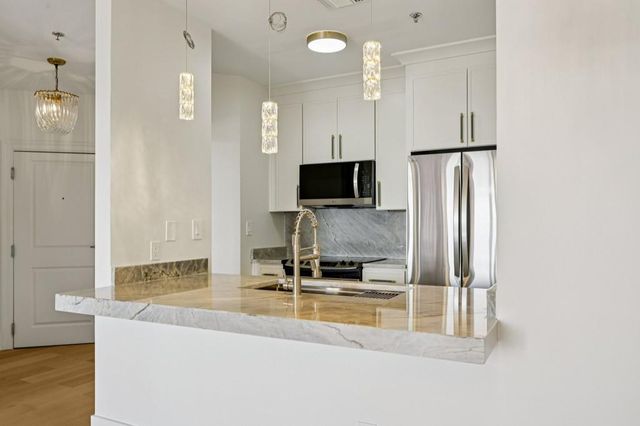 325 E Paces Ferry Road NE 1607, Atlanta, GA 30305