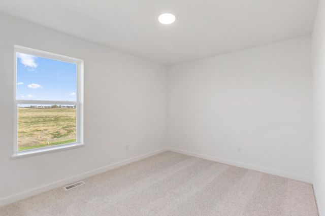 1205 Deerpath Drive NE, Hanover, MN 55341