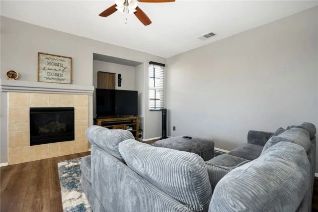 2247 Compote, Palmdale, CA 93551