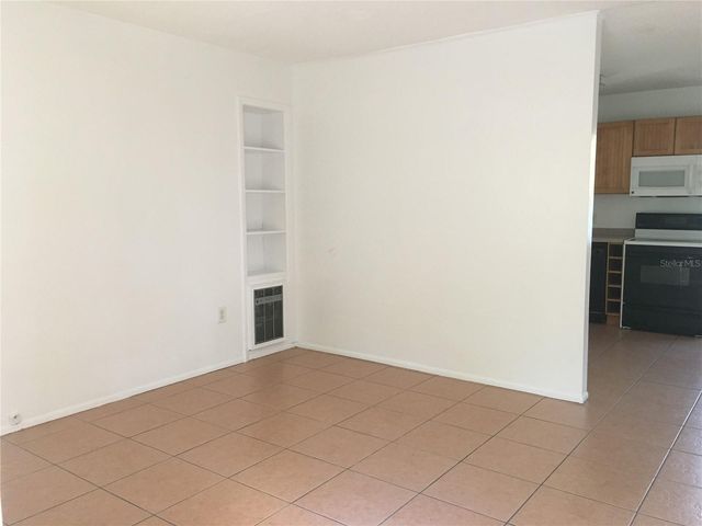 815 MARGO STREET, Tarpon Springs, FL 34689