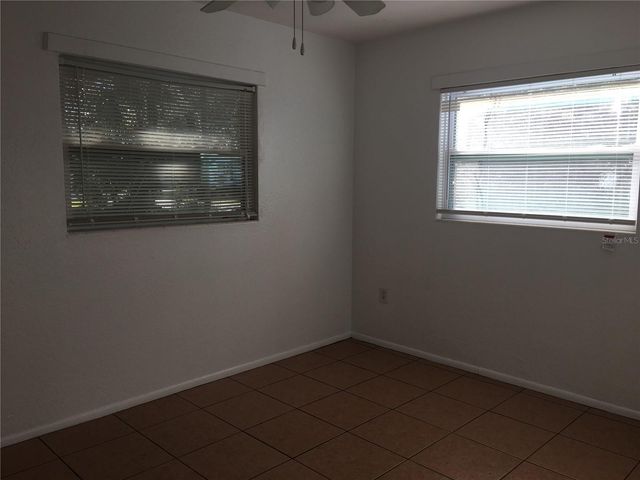 815 MARGO STREET, Tarpon Springs, FL 34689