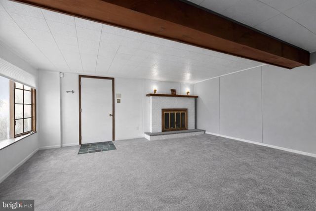 345 SUMMIT RD, Media, PA 19063