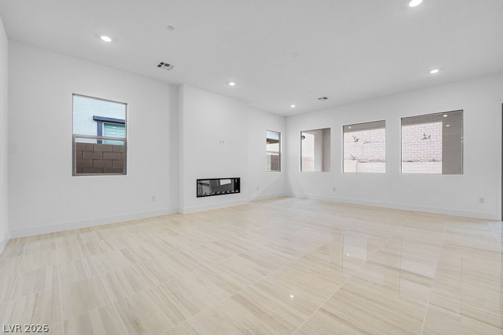 366 Tigullio Avenue, Henderson, NV 89011 — photo 3