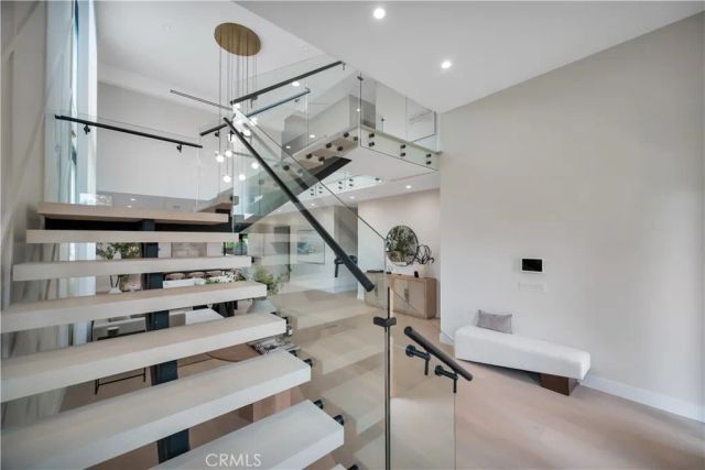 1823 8th Street, Manhattan Beach, CA 90266