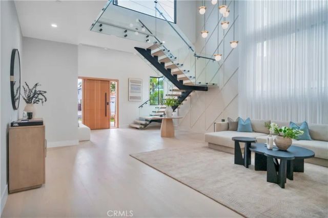 1823 8th Street, Manhattan Beach, CA 90266