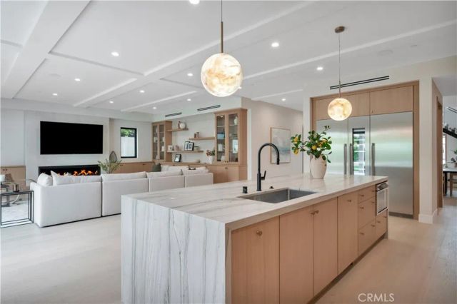 1823 8th Street, Manhattan Beach, CA 90266