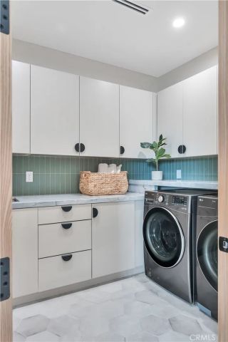 1823 8th Street, Manhattan Beach, CA 90266