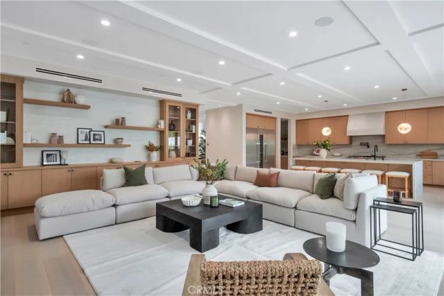 1823 8th Street, Manhattan Beach, CA 90266