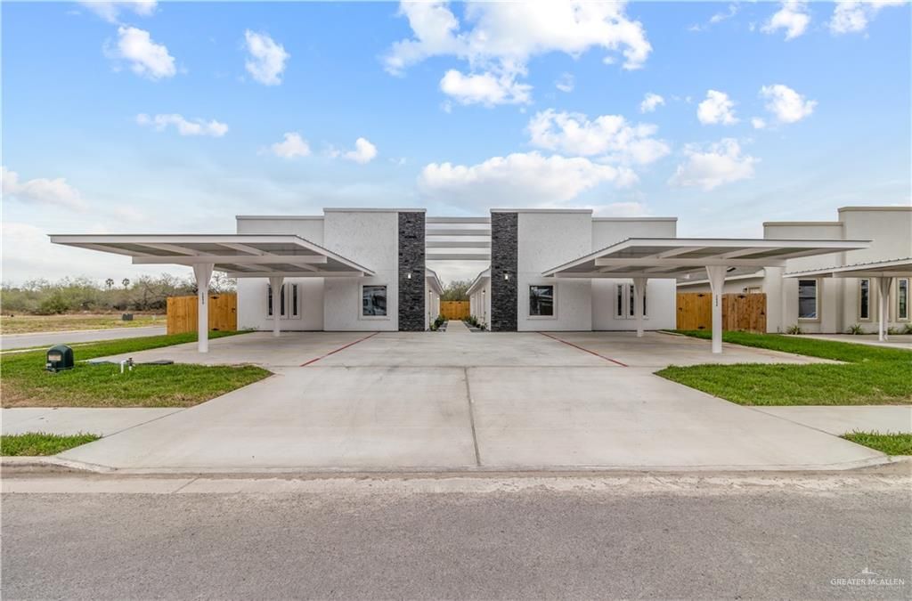 3098 Briggs Road, Weslaco, TX 78596