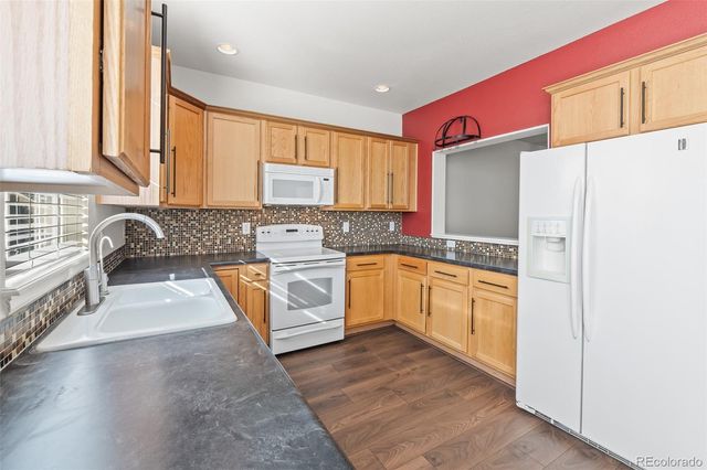 857 Rock Mesa Point, Castle Rock, CO 80108