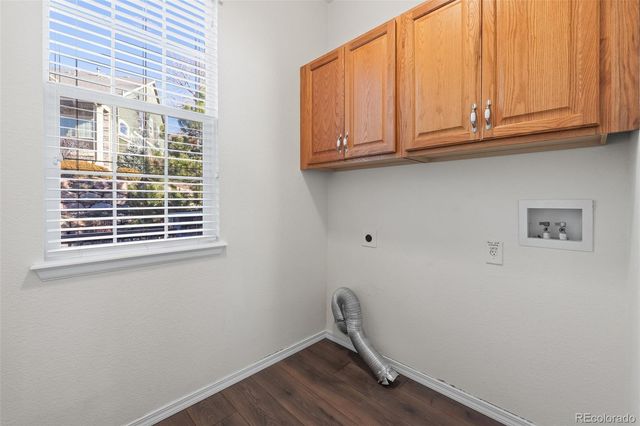 857 Rock Mesa Point, Castle Rock, CO 80108