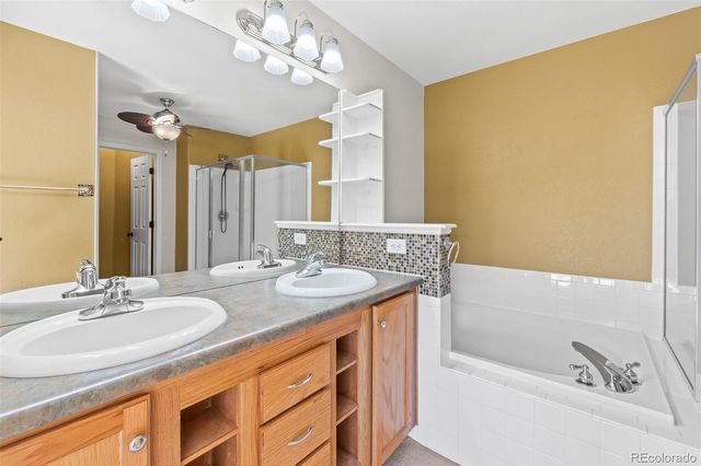 857 Rock Mesa Point, Castle Rock, CO 80108