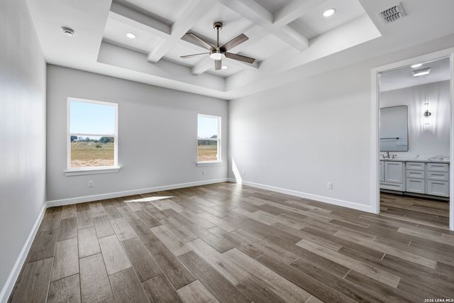 314 Firewheel Loop, Floresville, TX 78114