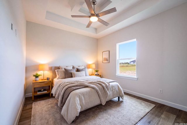 314 Firewheel Loop, Floresville, TX 78114