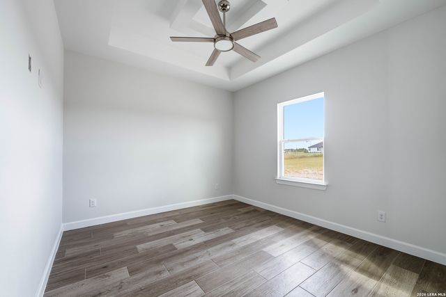 314 Firewheel Loop, Floresville, TX 78114