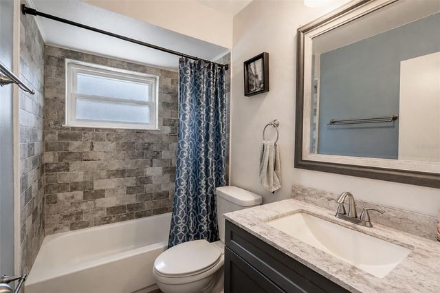 837 VERMONT WOODS LANE, Orlando, FL 32824