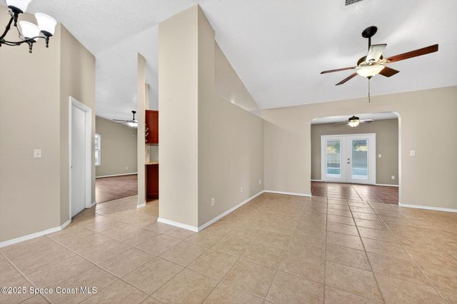 1000 Starfire Street SE, Palm Bay, FL 32909