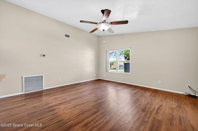 1000 Starfire Street SE, Palm Bay, FL 32909