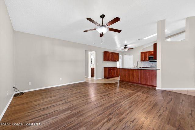 1000 Starfire Street SE, Palm Bay, FL 32909