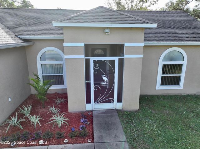 1000 Starfire Street SE, Palm Bay, FL 32909