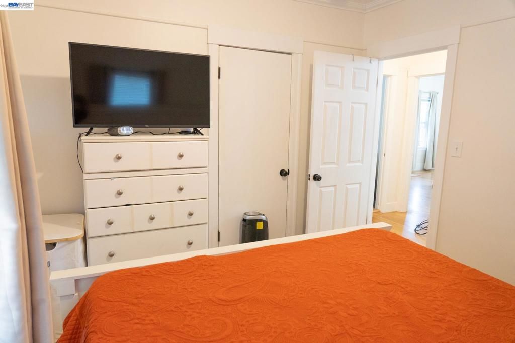Image 13 of property listing at 2921 Havenscourt Blvd, Oakland, CA 94605