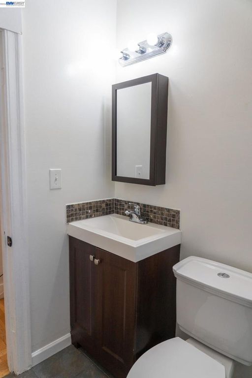 Image 17 of property listing at 2921 Havenscourt Blvd, Oakland, CA 94605