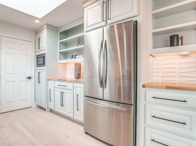 8807 Graywood Drive, Dallas, TX 75243