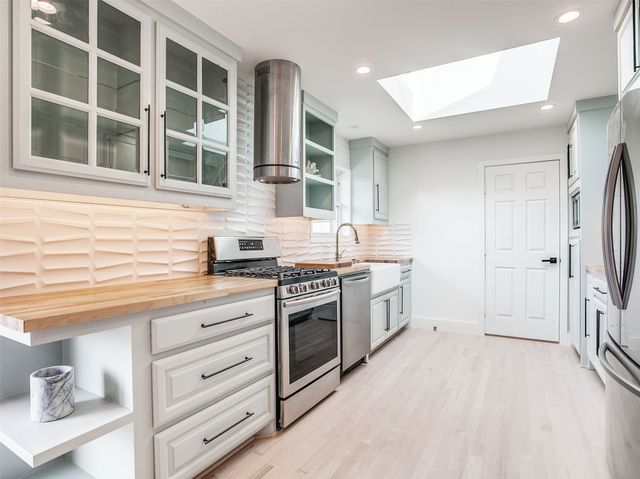 8807 Graywood Drive, Dallas, TX 75243