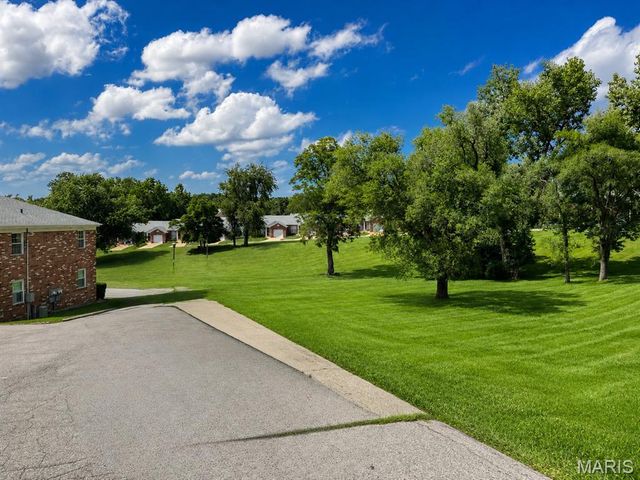3132 Roger Williams Drive, Bridgeton, MO 63044