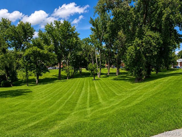 3132 Roger Williams Drive, Bridgeton, MO 63044