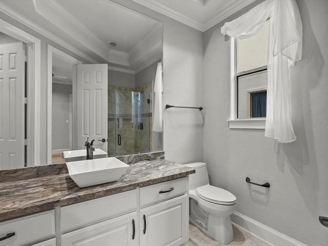 2905 Sea Channel Dr, Seabrook, TX 77586