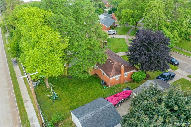 13961 Lyons Street, Livonia, MI 48154