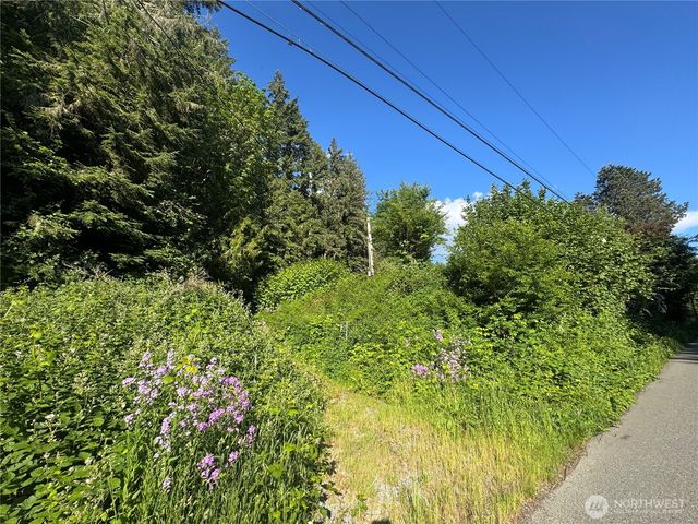 22728 Upper Dorre Don Way SE, Maple Valley, WA 98038