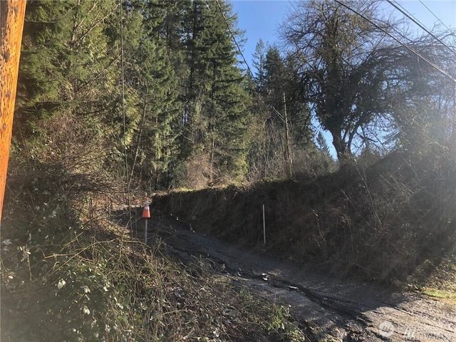 22728 Upper Dorre Don Way SE, Maple Valley, WA 98038