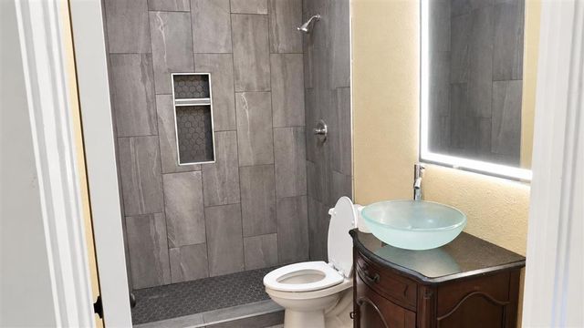 2114 N Simmons Street, Lake Charles, LA 70601