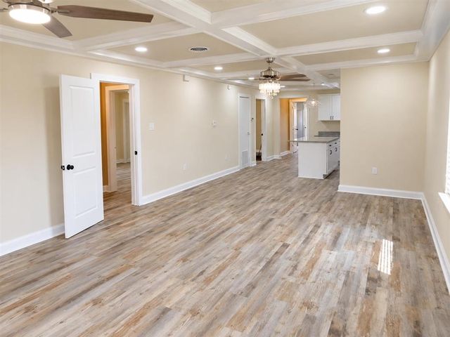 2114 N Simmons Street, Lake Charles, LA 70601