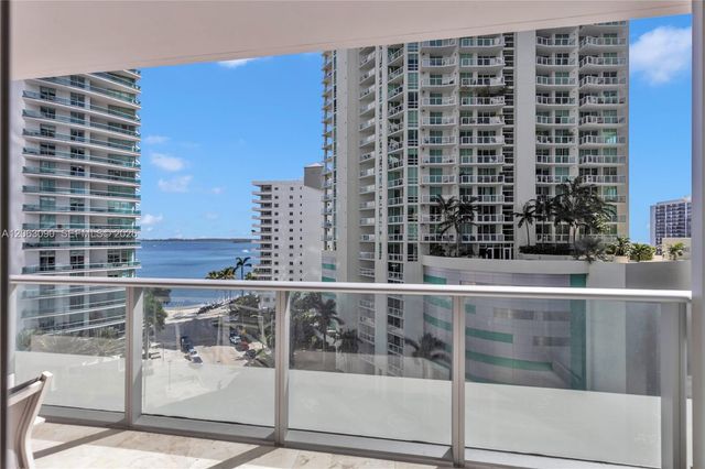 1300 Brickell Bay Dr 903, Miami, FL 33131