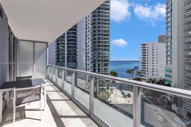 1300 Brickell Bay Dr 903, Miami, FL 33131