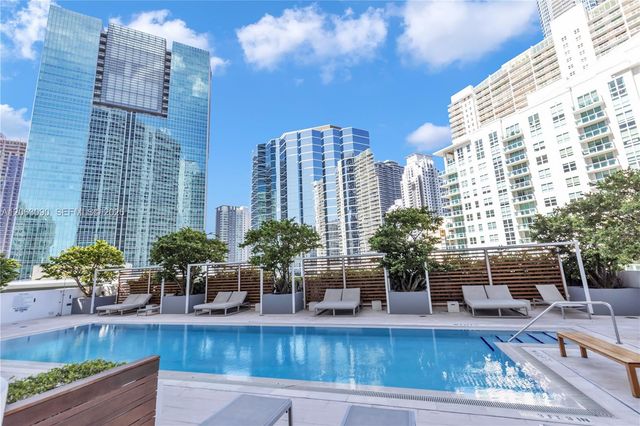 1300 Brickell Bay Dr 903, Miami, FL 33131