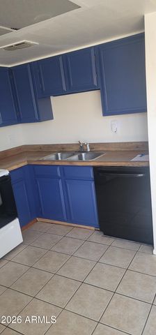 15601 N 27 Street 28, Phoenix, AZ 85032